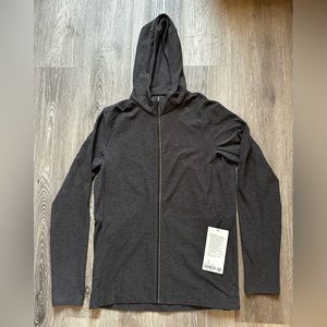 New / Unworn Lululemon Surge Warm Full Zip, Heathered Grey / Black, Size Medium
